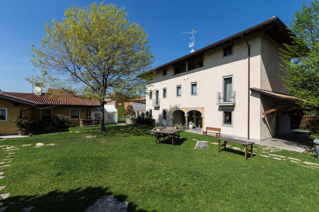 Albergo Da Nando Mortegliano Exterior photo